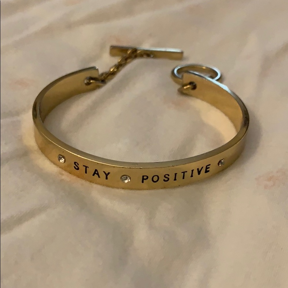 Gold bangle
